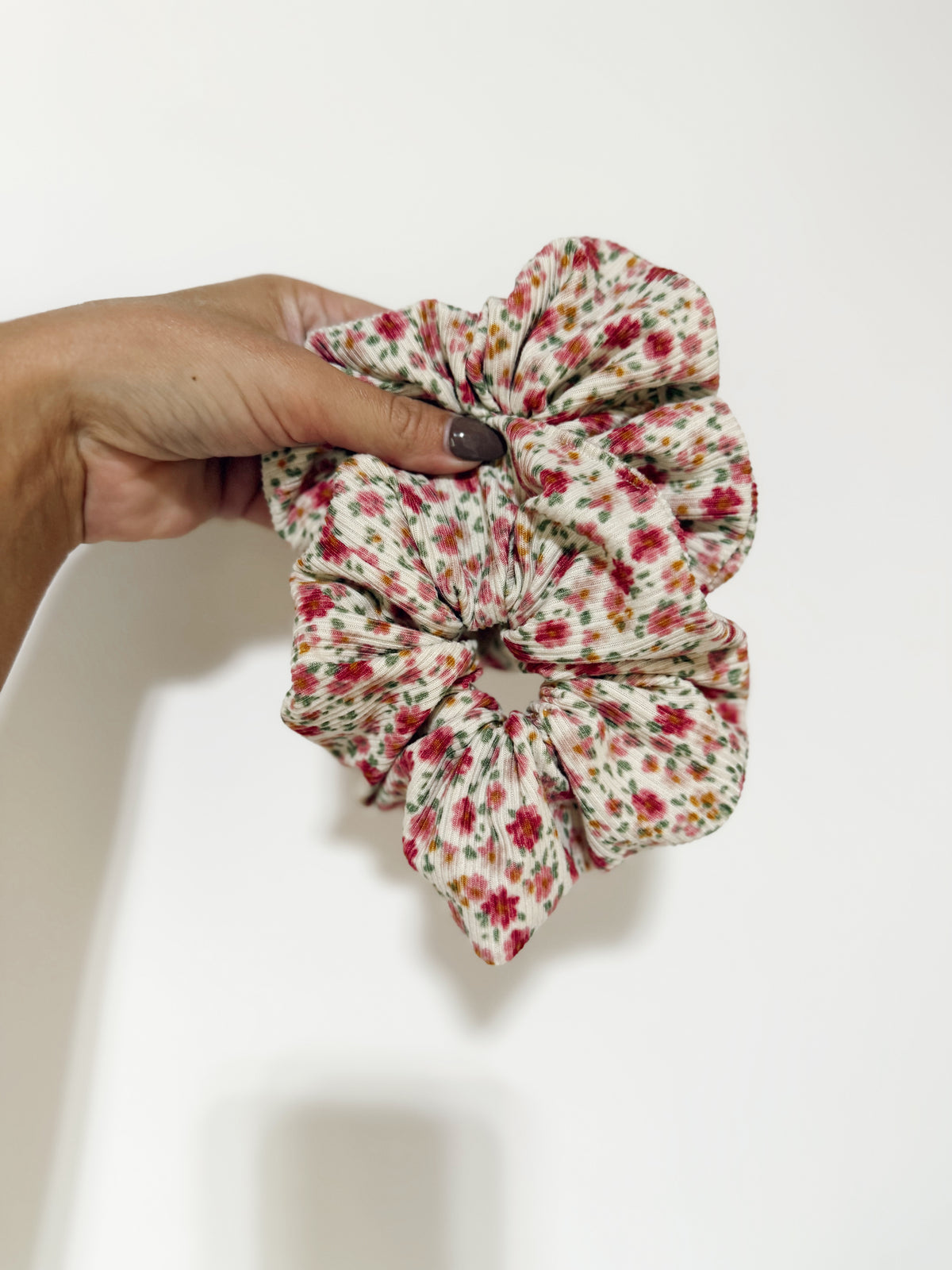 Cottage Rose Scrunchies 🌸🍂