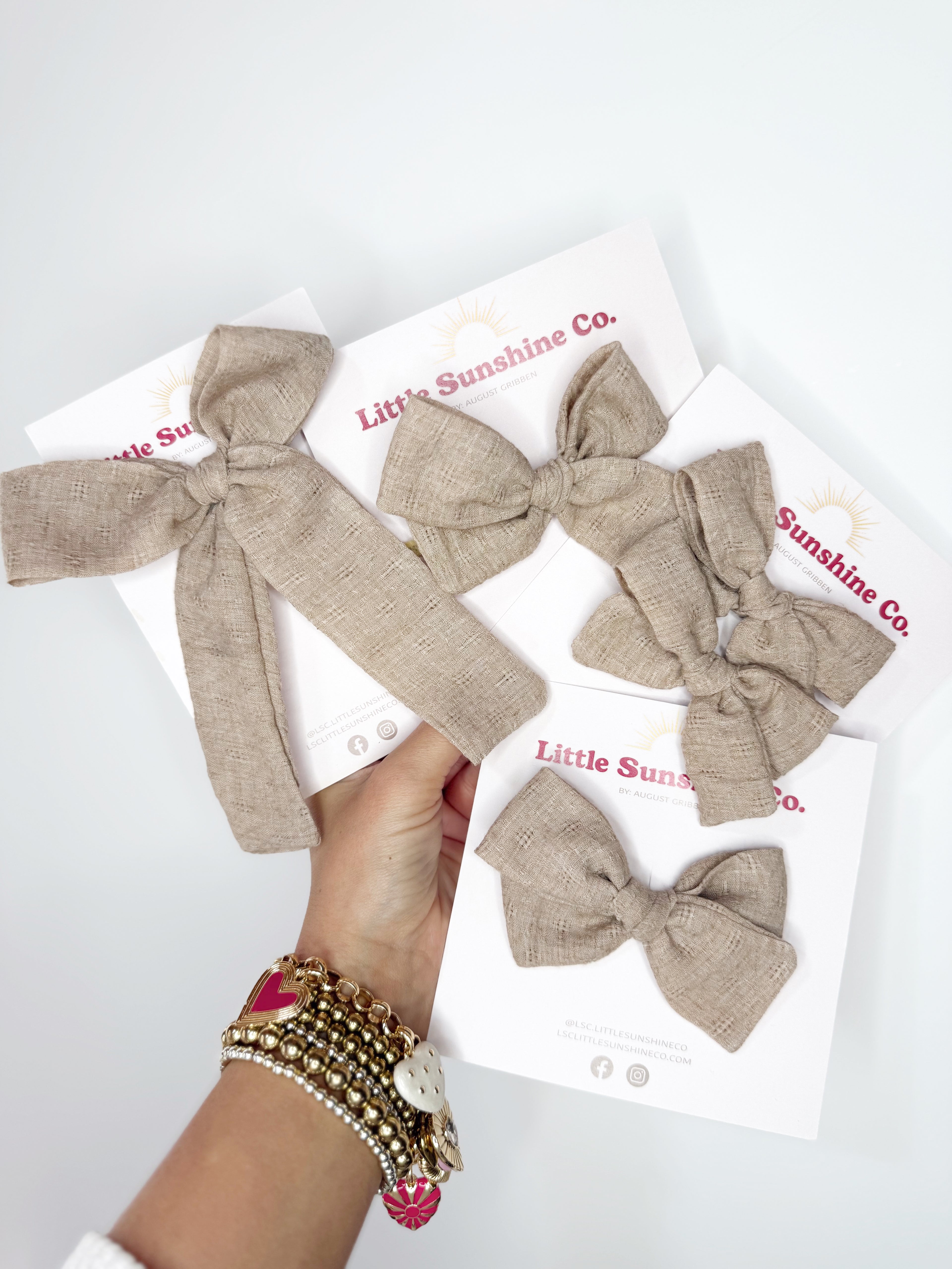 Light Taupe Pinwheel Bows