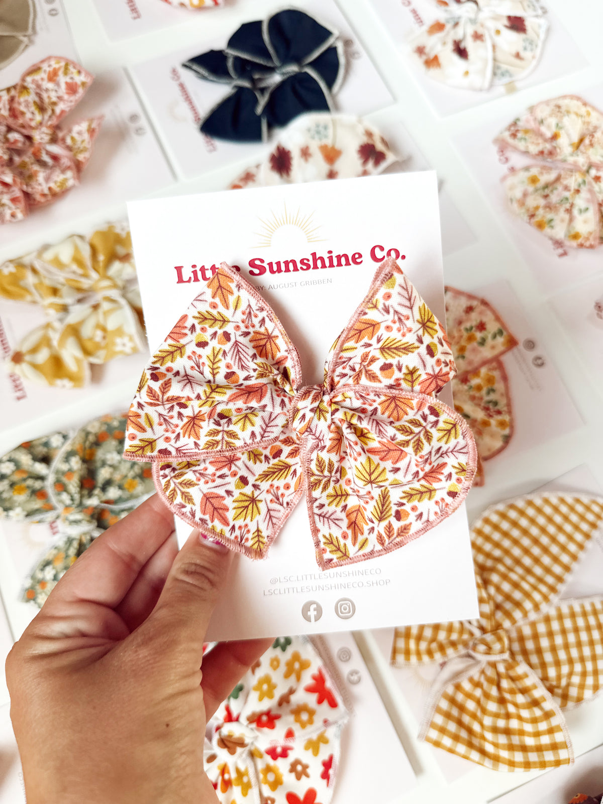 Falling for you Hair Bows 🍂🎀