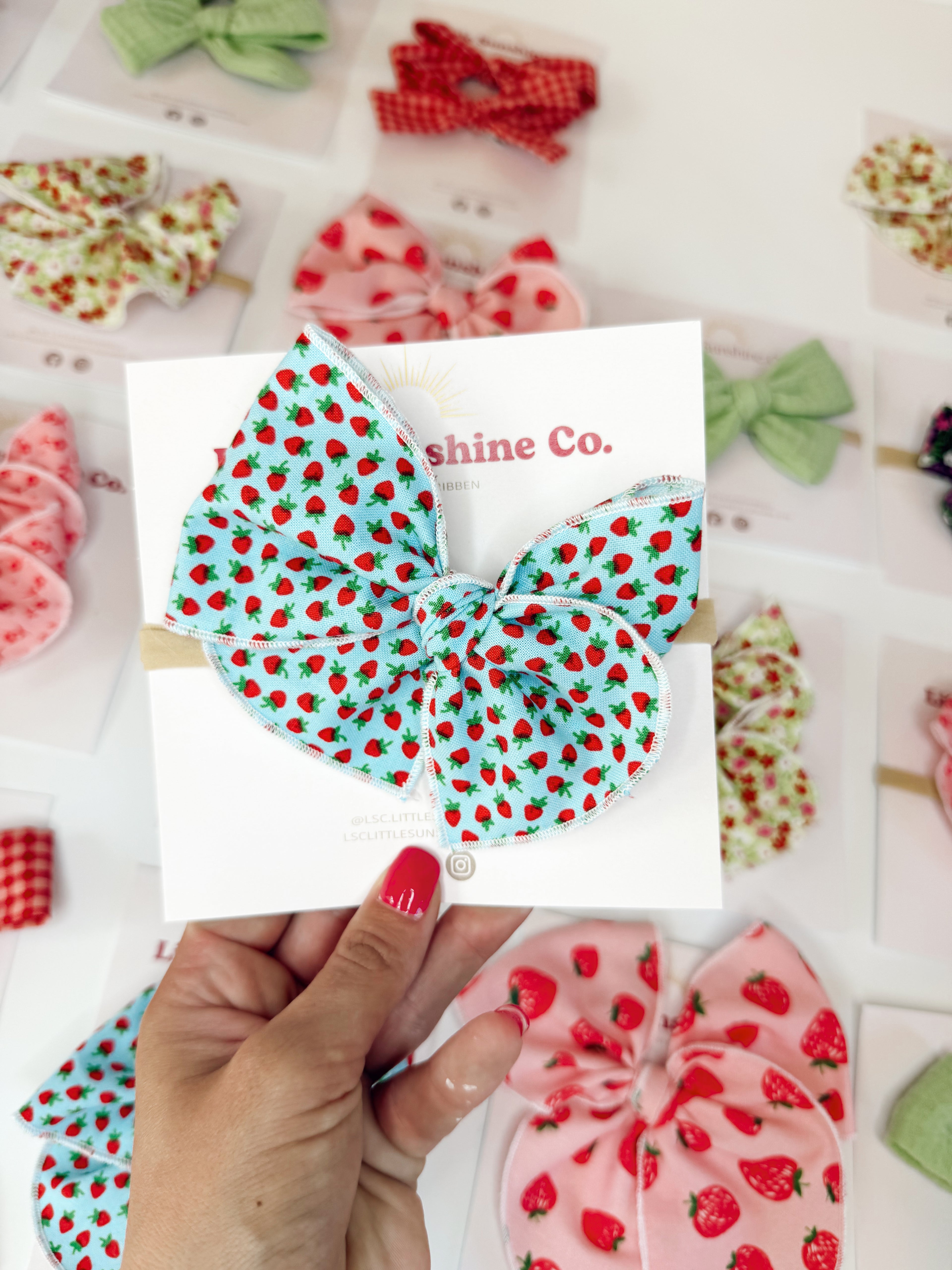 Strawberry Skies Hair Bows🍓🩵🌤️