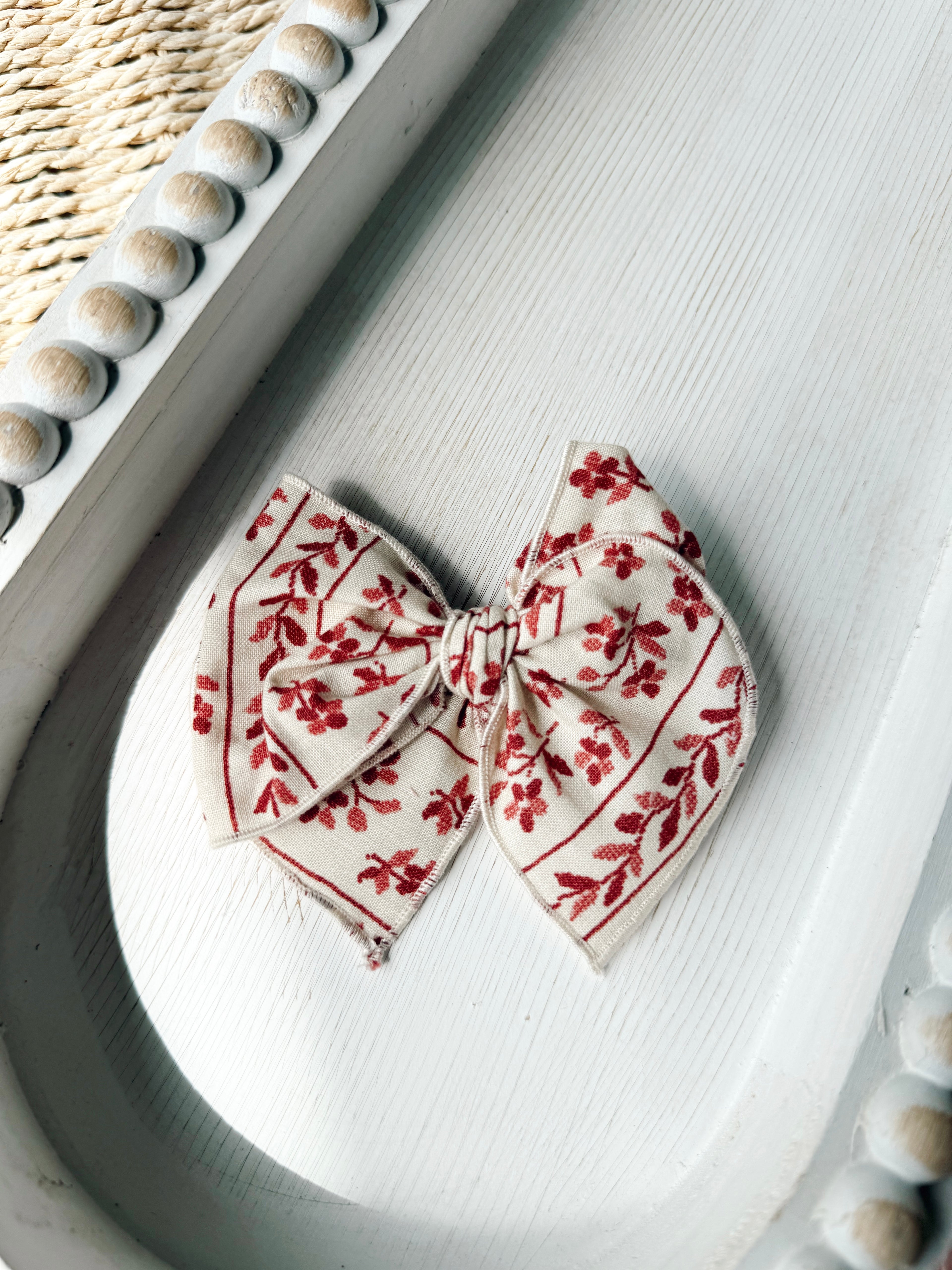 Vintage Floral- Medium Clip