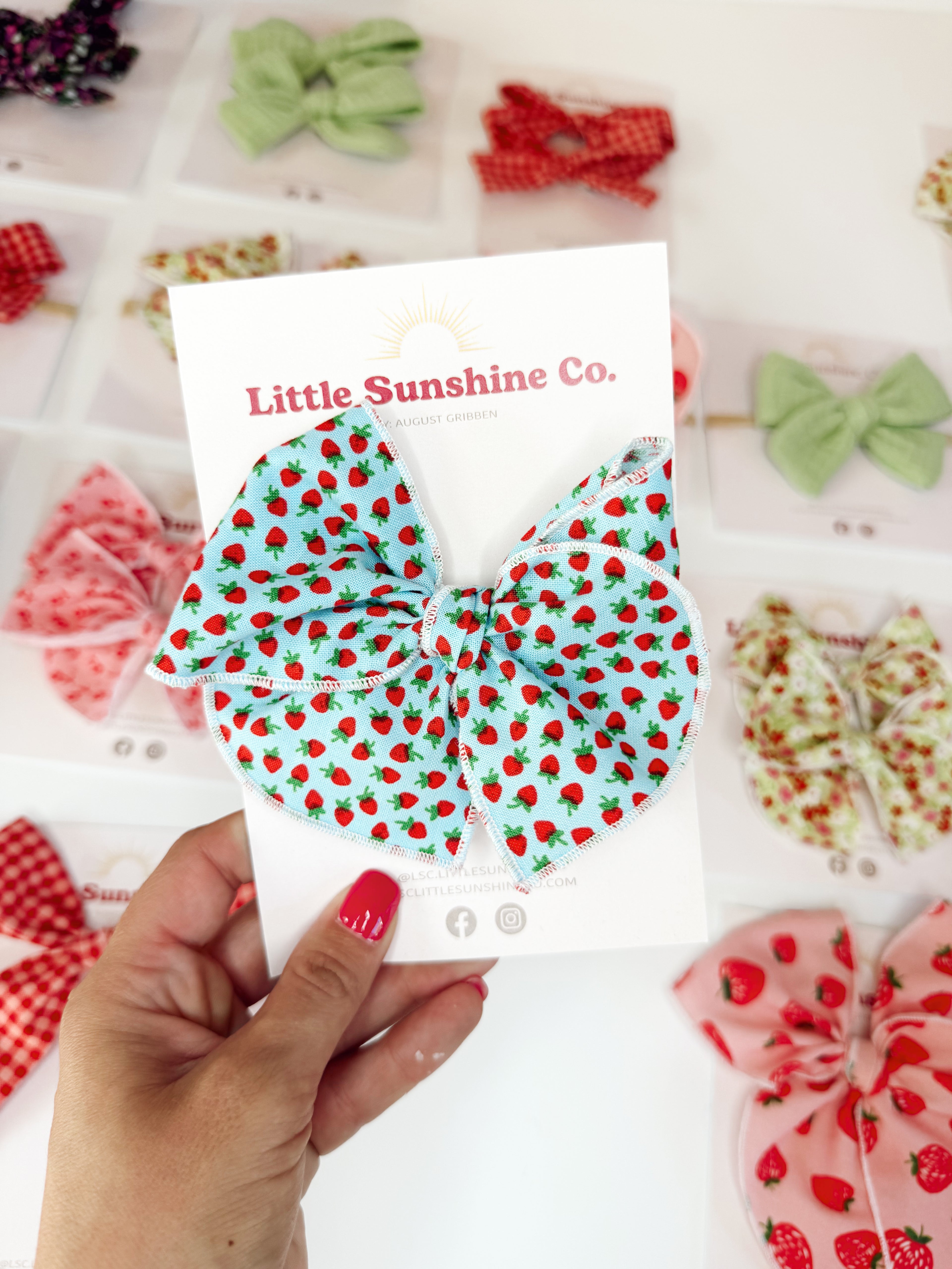 Strawberry Skies Hair Bows🍓🩵🌤️