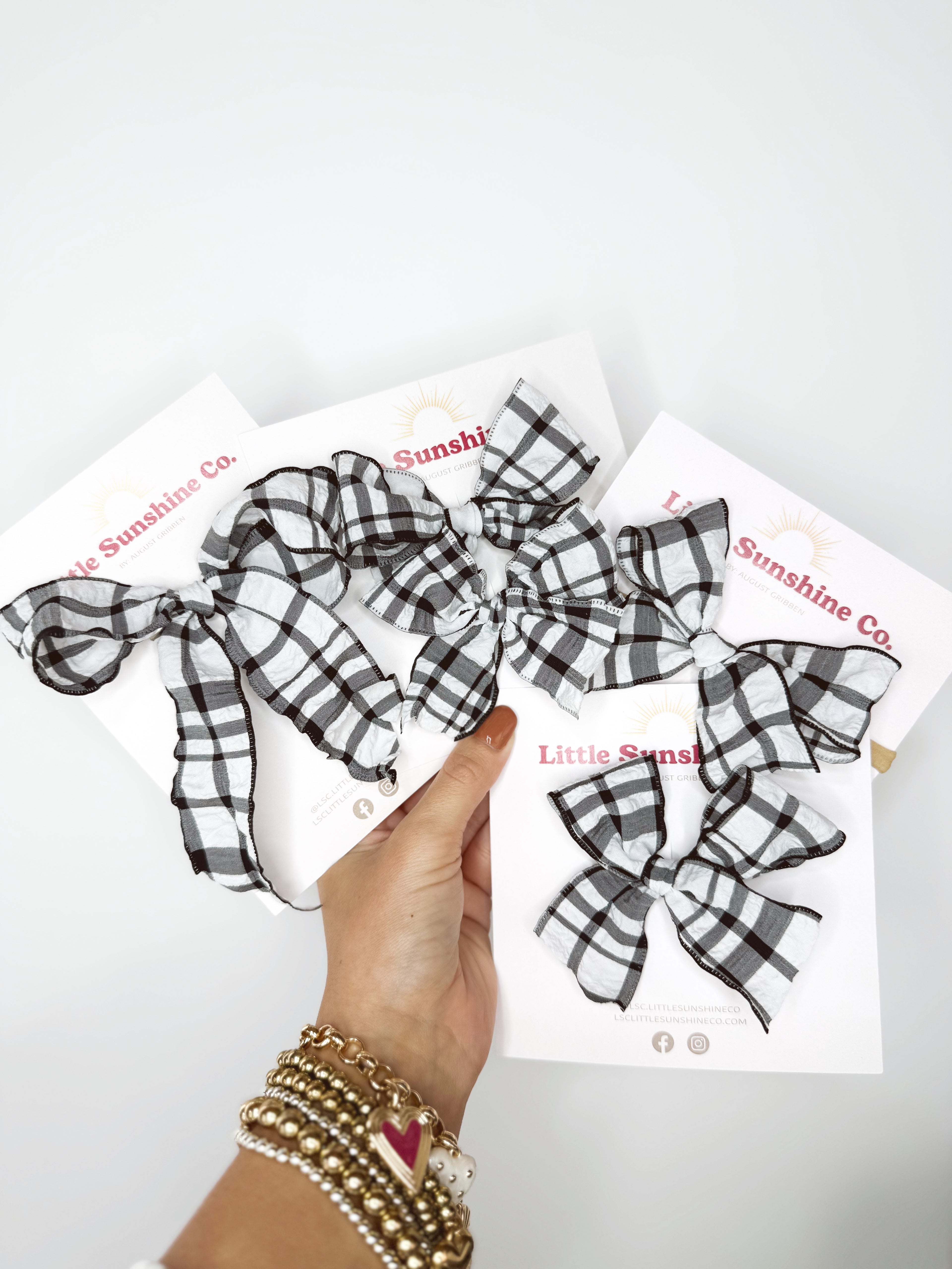 Modern Classic - Ribbon Bows