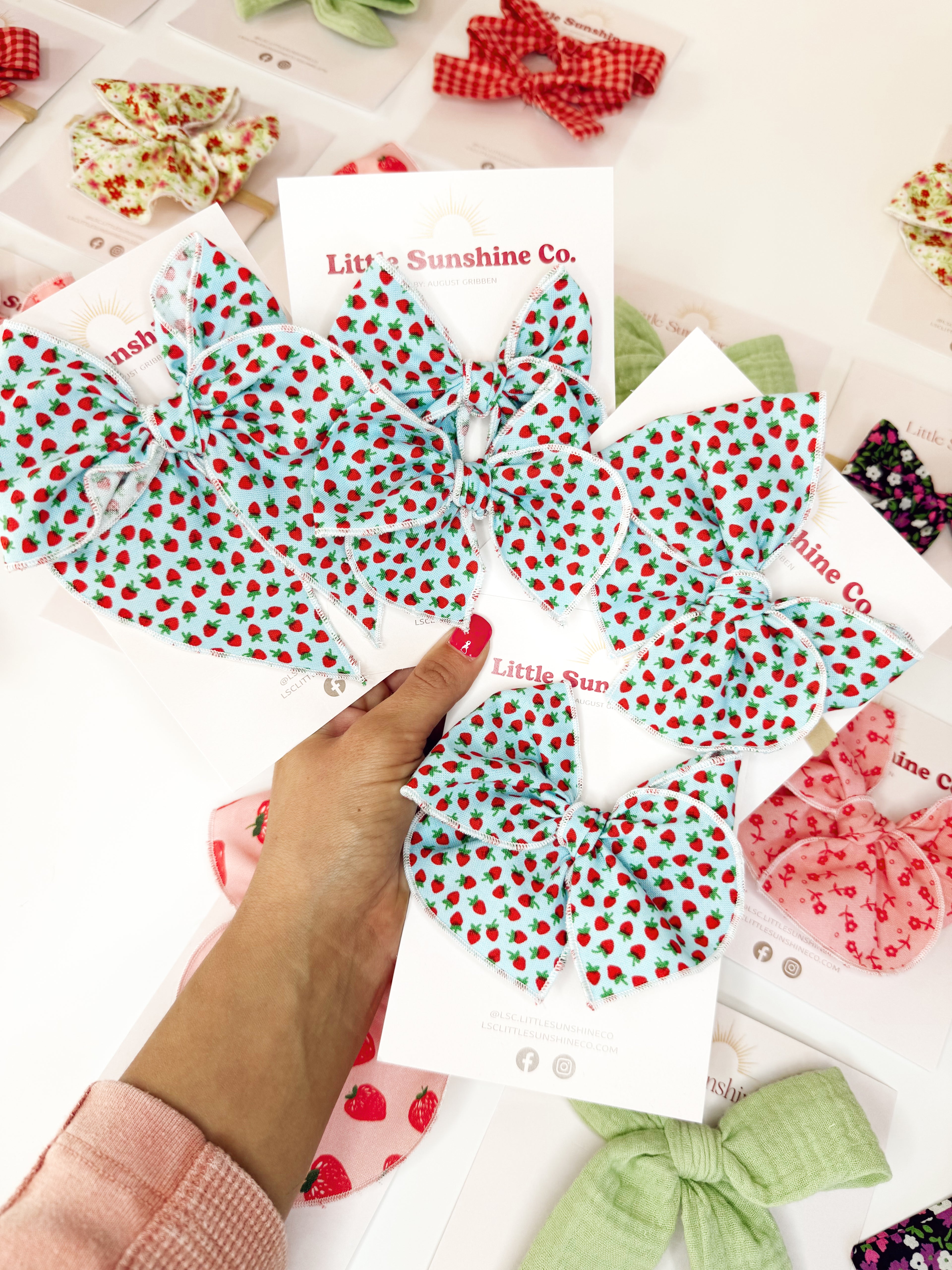 Strawberry Skies Hair Bows🍓🩵🌤️