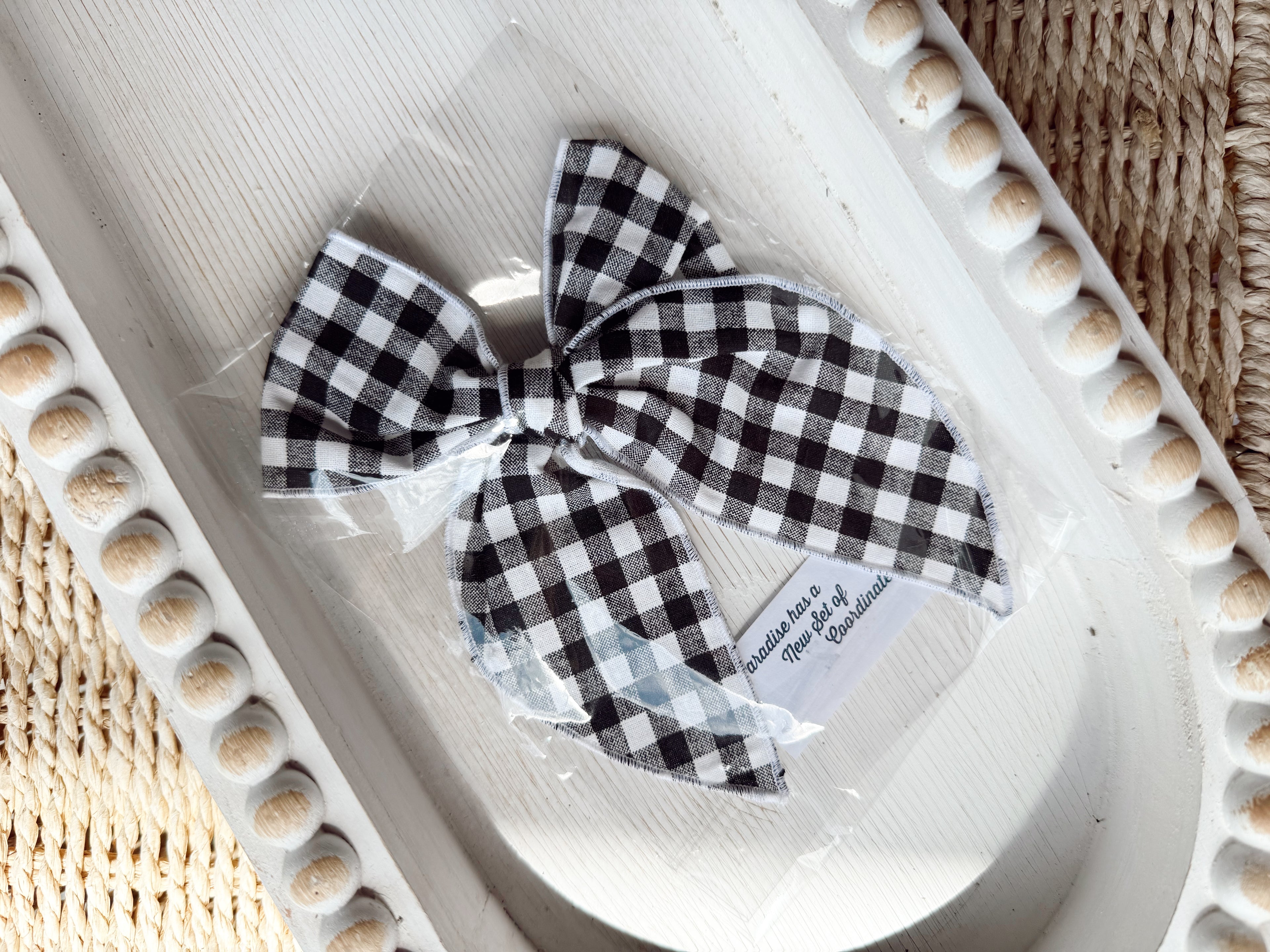Black-and-white Gingham – large clip